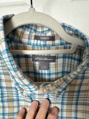 Eddie Bauer Men's XL Classic Fit Plaid Button Down Shirt Blue & Yellow